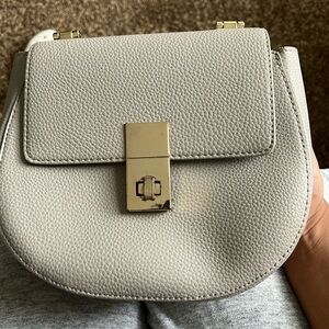 Express crossbody bag